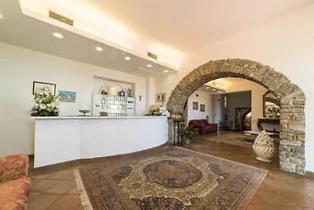 Hermitage カステッラバーテ