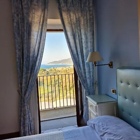 Hotell Hermitage 4*