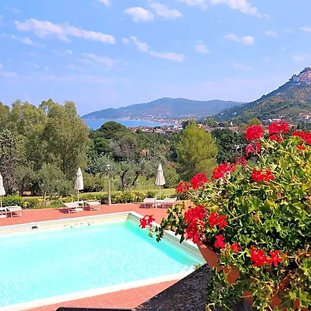 Hotel Hermitage 4*